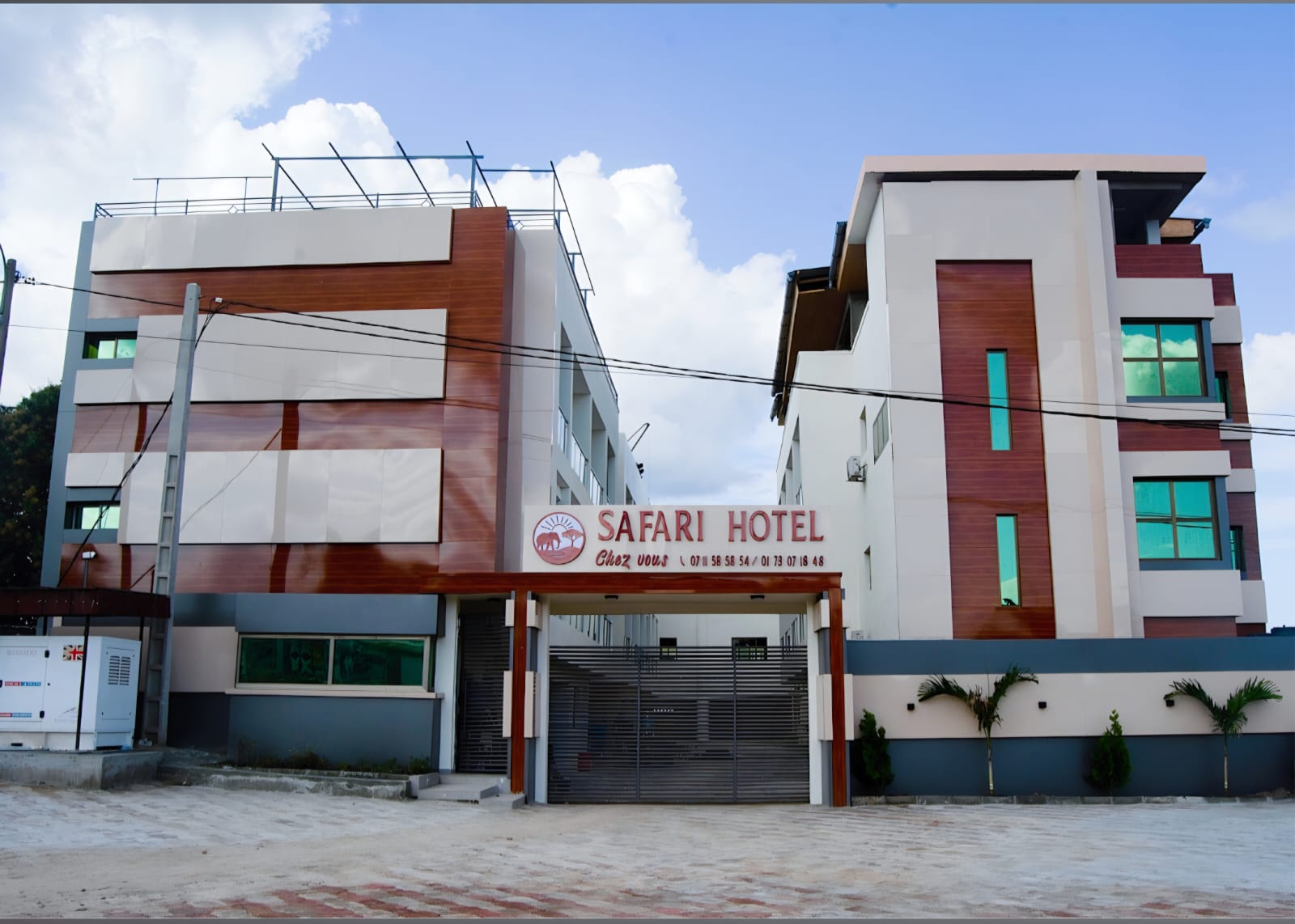 Safari Hotel